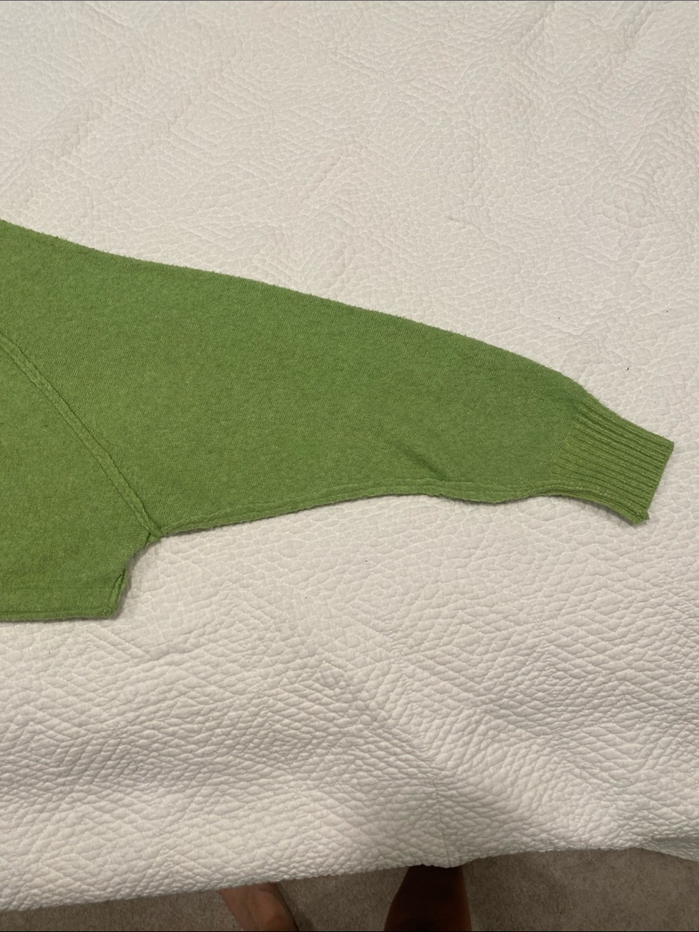 Urban Outfitters Lime Green Cropped Turtleneck Sweater - Picture 2 of 6